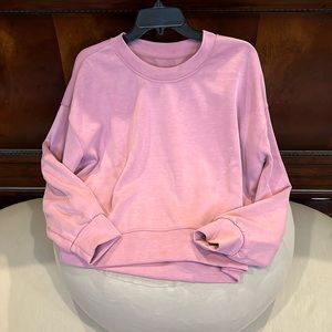 Lululemon Softstreme Oversized Cropped Crew Sweatshirt Size 8 in Velvet Dust
